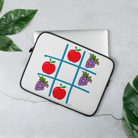 Tic Tac Toe Laptop Sleeve
